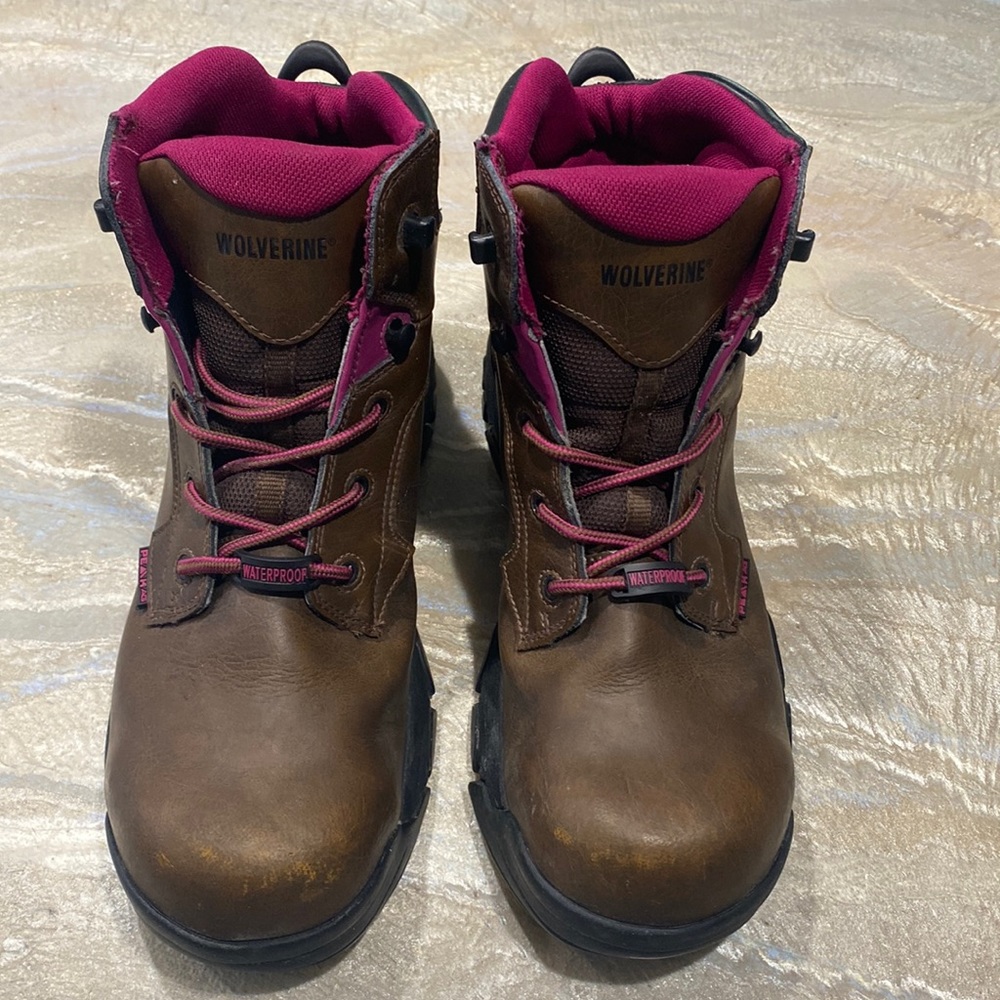 WOLVERINE Waterproof, Slip and Oil Resistant Work Boots Size 11